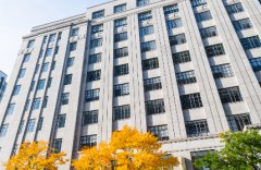 以对媒体的了解迅速高效的解决好危机事件